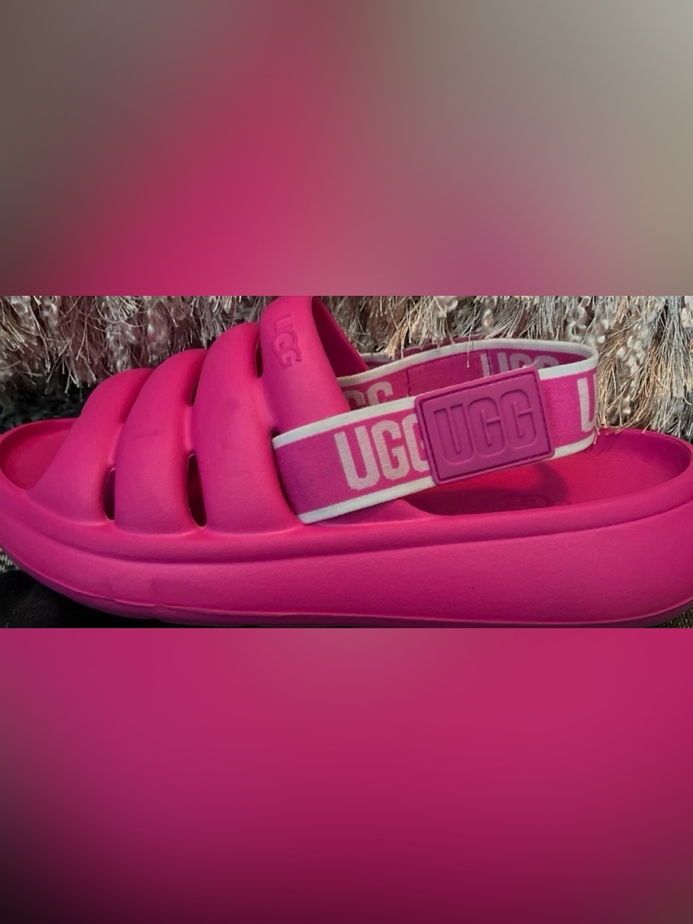 Preowned Original UGG Hot Pink  Yeah Sandals Size 9. - Picture 9 of 15
